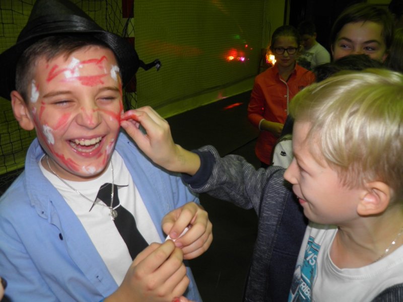 Zabawa andrzejkowo - integracyjna SP